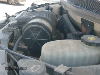 2004 Chevrolet Express Cargo z VIN 1GCGG29U941115868, wystawiony jako IAAI lot #42852475 z przebiegiem 269 082 mil mil oraz . Historia ofert i sprzedaży dostępna na DreamBid. Obrazek 12.