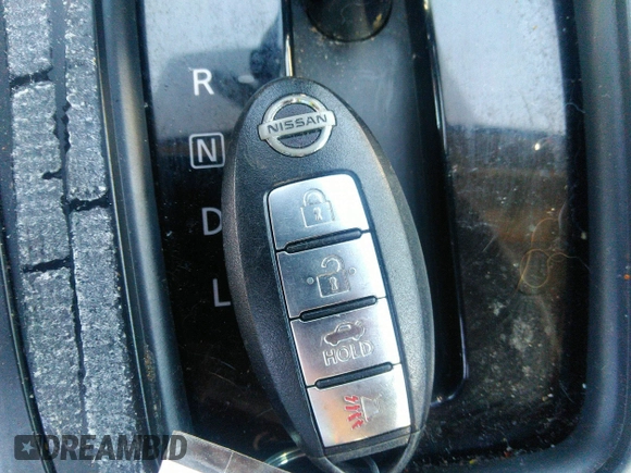 2017 Nissan Sentra S z VIN 3N1AB7AP6HY372790, wystawiony jako IAAI lot #41424894 z przebiegiem 107 539 mil mil oraz . Historia ofert i sprzedaży dostępna na DreamBid. Obrazek 11.
