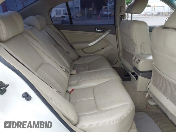 2006 Infiniti G35 with VIN JNKCV51EX6M516002, listed as a IAAI auction lot 40349451 with 234,967 mi miles and . Bid and sale history available at carsss.com. Image 8.