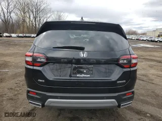 2025 Honda Pilot Touring with VIN 5FNYG1H71SB050822, listed as a Copart auction lot 50832325 with 3,204 mi miles and Salvage Title. Bid and sale history available at carsss.com. Image 6.