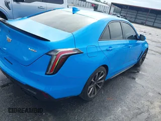 2023 Cadillac CT4-V Blackwing z VIN 1G6DL5RP9P0460227, wystawiony jako IAAI lot #41667334 z przebiegiem 8741 mil mil oraz . Historia ofert i sprzedaży dostępna na DreamBid. Obrazek 4.