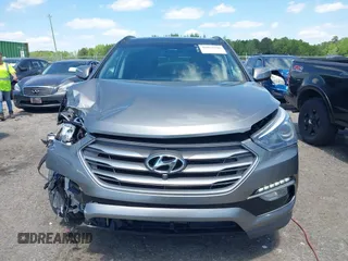 2017 Hyundai Santa Fe Ultimate z VIN 5NMZW4LA7HH047989, wystawiony jako IAAI lot #42051500 z przebiegiem 75 747 mil mil oraz . Historia ofert i sprzedaży dostępna na DreamBid. Obrazek 12.