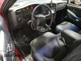 2003 GMC Sonoma SLS with VIN 1GTCS14H138149133, listed as a Copart auction lot 73502704 with 153,008 mi miles and Salvage Title. Bid and sale history available at DreamBid. Image 8.