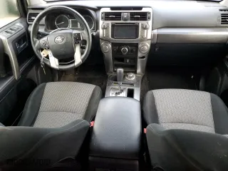 2017 Toyota 4Runner SR5 with VIN JTEBU5JR9H5429607, listed as a Copart auction lot 73697064 with 0 mi miles and Salvage Title. Bid and sale history available at carsss.com. Image 8.