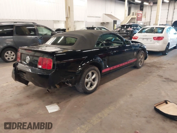 2008 Ford Mustang Deluxe with VIN 1ZVHT84N185144702, listed as a IAAI auction lot 41542731 with 114,156 mi miles and . Bid and sale history available at carsss.com. Image 4.