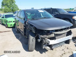 2020 Jeep Compass Latitude with VIN 3C4NJCBB6LT229969, listed as a IAAI auction lot 42232500 with 86,501 mi miles and . Bid and sale history available at DreamBid. Image 1.