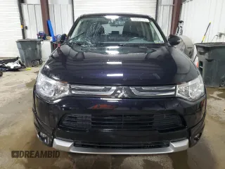 2014 Mitsubishi Outlander GT z VIN JA4JZ4AX2EZ013911, wystawiony jako Copart lot #60603715 z przebiegiem 78 547 mil mil oraz Szkoda całkowita • Salvage title. Historia ofert i sprzedaży dostępna na DreamBid. Obrazek 5.