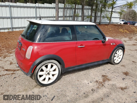 2004 MINI Hardtop S with VIN WMWRE334X4TD76430, listed as a Copart auction lot 49476985 with 165,626 mi miles and Clean title. Bid and sale history available at DreamBid. Image 3.