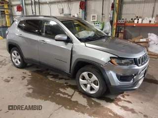 2018 Jeep Compass Latitude with VIN 3C4NJCBBXJT488428, listed as a IAAI auction lot 41644538 with 131,109 mi miles. Bid and sale history available at carsss.com. Image 1.