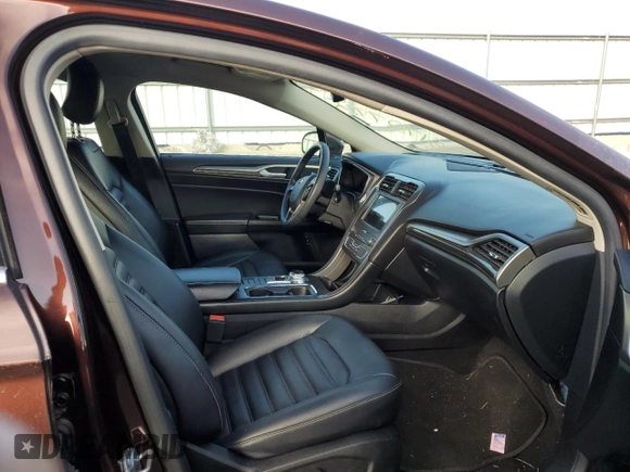 2019 Ford Fusion Hybrid SEL with VIN 3FA6P0MU1KR123706, listed as a Copart auction lot 61727782 with 41,646 mi miles. Bid and sale history available at carsss.com. Image 5.