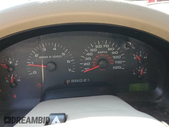 2005 Ford F-150 XL с VIN 1FTRW14W05FB72012, выставлен на аукционе Copart как лот 60757395 с пробегом 265 168 миль миль и Чистый • Clean title. История ставок и продаж доступна на DreamBid. Изображение 9.