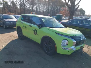 2022 Mitsubishi Outlander SE z VIN JA4J4UA81NZ066462, wystawiony jako IAAI lot #41631322 z przebiegiem 77 524 mil mil oraz . Historia ofert i sprzedaży dostępna na DreamBid. Obrazek 1.
