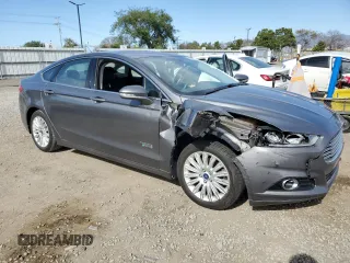 2014 Ford Fusion Titanium with VIN 3FA6P0SU0ER269439, listed as a Copart auction lot 52685265 with 150,992 mi miles and Salvage title. Bid and sale history available at DreamBid. Image 4.