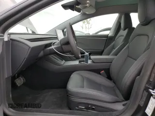 2025 Tesla Model 3 Long Range z VIN 5YJ3E1EA2SF962214, wystawiony jako Copart lot #48961935 z przebiegiem 409 mil mil oraz Szkoda całkowita • Salvage title. Historia ofert i sprzedaży dostępna na DreamBid. Obrazek 7.