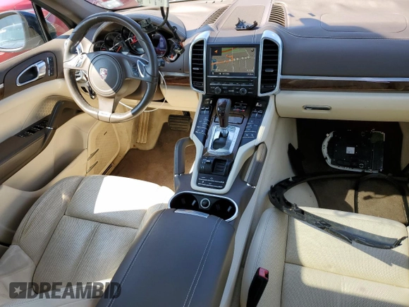 2011 Porsche Cayenne с VIN WP1AA2A25BLA10410, выставлен на аукционе Copart как лот 67706594 с пробегом 41 318 миль миль и Списание • Salvage title. История ставок и продаж доступна на DreamBid. Изображение 8.
