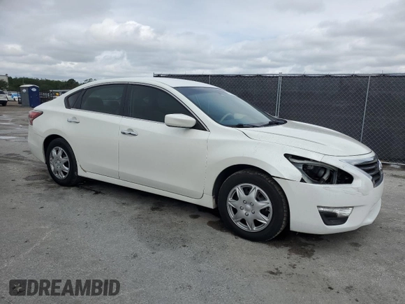 2014 Nissan Altima 2.5 with VIN 1N4AL3AP2EN255239, listed as a Copart auction lot 52334145 with 101,286 mi miles and Salvage Title. Bid and sale history available at DreamBid. Image 4.