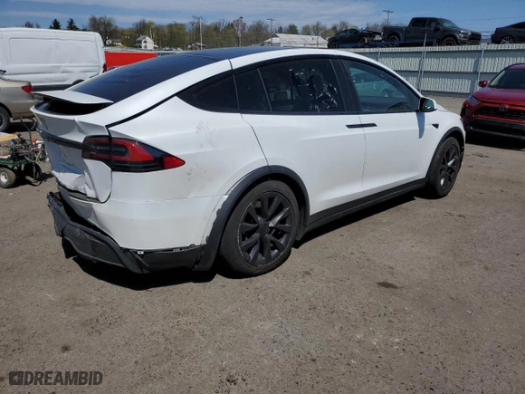 2022 Tesla Model X with VIN 7SAXCBE50NF331632, listed as a Copart auction lot 48062053 with 0 mi miles. Bid and sale history available at carsss.com. Image 3.