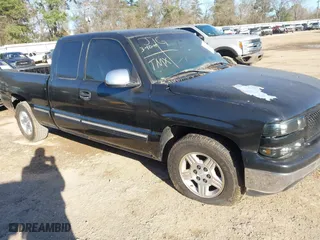 2001 Chevrolet Silverado 1500 LS with VIN 2GCEC19V811118725, listed as a IAAI auction lot 41776872 with 279,370 mi miles. Bid and sale history available at carsss.com. Image 1.