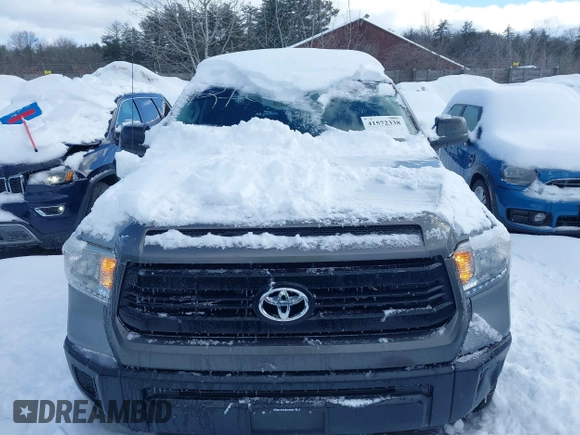 2014 Toyota Tundra 4WD Truck SR with VIN 5TFUM5F13EX051817, listed as a IAAI auction lot 41572338 with 138,459 mi miles. Bid and sale history available at carsss.com. Image 12.