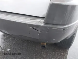 2002 Ford Escape XLT с VIN 1FMCU031X2KA05649, выставлен на аукционе IAAI как лот 41714125 с пробегом 265 596 миль миль и . История ставок и продаж доступна на DreamBid. Изображение 6.