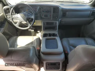 2006 Chevrolet Avalanche Z71 with VIN 3GNEK12Z26G206014, listed as a Copart auction lot 68658224 with 154,201 mi miles and Salvage Title. Bid and sale history available at carsss.com. Image 8.