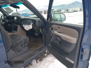 2002 Chevrolet Tahoe LS with VIN 1GNEK13V12J330179, listed as a IAAI auction lot 41382530 with 216,051 mi miles and . Bid and sale history available at DreamBid. Image 5.