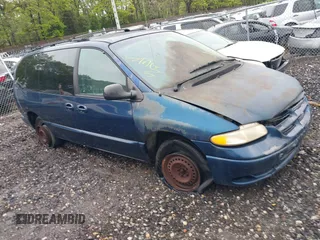 2000 Dodge Caravan SE z VIN 1B4GP44G5YB657107, wystawiony jako IAAI lot #42199333 z przebiegiem Nie podano mil oraz . Historia ofert i sprzedaży dostępna na DreamBid. Obrazek 1.