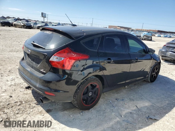 2014 Ford Focus SE with VIN 1FADP3K2XEL292846, listed as a Copart auction lot 45005175 with 114,194 mi miles and Salvage Title. Bid and sale history available at carsss.com. Image 3.
