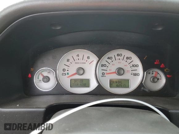 2007 Ford Escape Hybrid z VIN 1FMCU59H77KA93746, wystawiony jako Copart lot #82349254 z przebiegiem 162 917 mil mil oraz Szkoda całkowita • Salvage title. Historia ofert i sprzedaży dostępna na DreamBid. Obrazek 9.