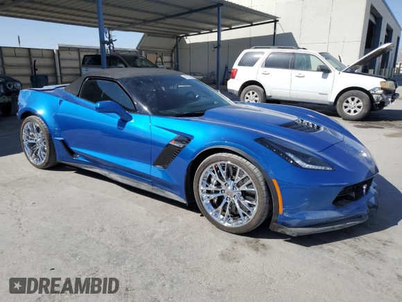 2015 Chevrolet Corvette Z06 3LZ z VIN 1G1YU3D63F5606405, wystawiony jako Copart lot #47130505 z przebiegiem 34 951 mil mil oraz Szkoda całkowita • Salvage title. Historia ofert i sprzedaży dostępna na DreamBid. Obrazek 4.