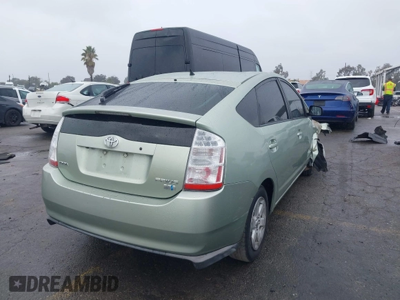 2006 Toyota Prius with VIN JTDKB20U363130444, listed as a IAAI auction lot 41507639 with 141,151 mi miles. Bid and sale history available at carsss.com. Image 4.
