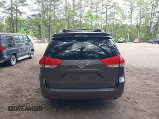 2011 Toyota Sienna XLE AAS with VIN 5TDYK3DC8BS016319, listed as a IAAI auction lot 42186294 with 293,401 mi miles and . Bid and sale history available at DreamBid. Image 16.