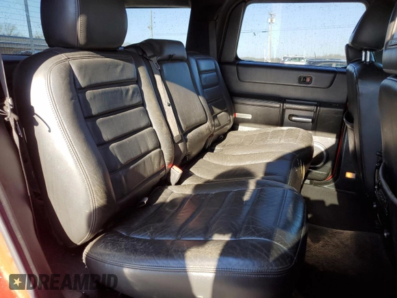 2007 Hummer H2 SUV z VIN 5GRGN23UX7H108128, wystawiony jako Copart lot #50398775 z przebiegiem 308 653 mil mil oraz Szkoda całkowita • Salvage title. Historia ofert i sprzedaży dostępna na DreamBid. Obrazek 11.