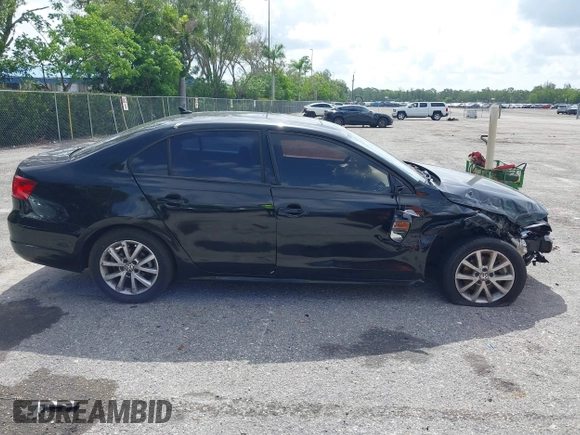 2012 Volkswagen Jetta SE с VIN 3VWDP7AJ4CM392797, выставлен на аукционе IAAI как лот 42413516 с пробегом 183 331 миль миль и . История ставок и продаж доступна на DreamBid. Изображение 14.