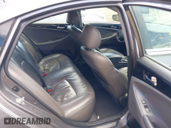 2012 Hyundai Sonata 2.4L Limited PZEV with VIN 5NPEC4ACXCH388939, listed as a IAAI auction lot 41880420 with 353,999 mi miles. Bid and sale history available at carsss.com. Image 8.