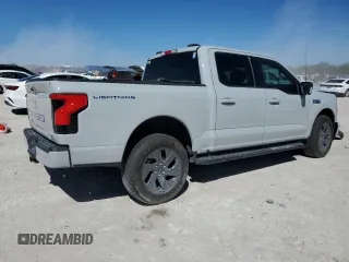 2024 Ford F-150 Lightning Flash z VIN 1FT6W3L70RWG11725, wystawiony jako Copart lot #47840675 z przebiegiem Nie podano mil oraz Szkody całkowita. Historia ofert i sprzedaży dostępna na DreamBid. Obrazek 3.