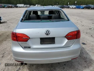 2013 Volkswagen Jetta SE with VIN 3VWDP7AJ7DM355504, listed as a Copart auction lot 54124995 with 79,474 mi miles and Salvage title. Bid and sale history available at DreamBid. Image 6.