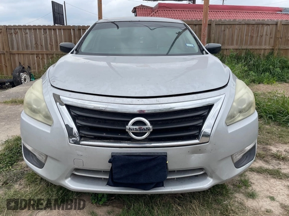 2015 Nissan Altima S with VIN 1N4AL3AP7FN348629, listed as a IAAI auction lot 41723798 with 283,642 mi miles and . Bid and sale history available at DreamBid. Image 12.