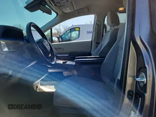 2022 Toyota Sienna LE с VIN 5TDKSKFC2NS047017, выставлен на аукционе IAAI как лот 42501101 с пробегом 155 942 миль миль и . История ставок и продаж доступна на DreamBid. Изображение 12.