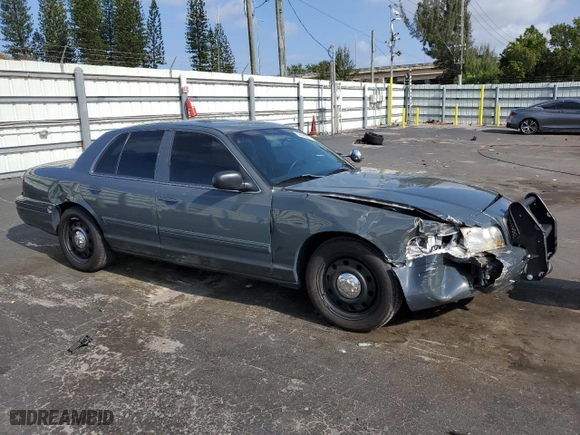 2010 Ford Police Interceptor with VIN 2FABP7BV0AX121156, listed as a Copart auction lot 52085275 with 158,578 mi miles and Salvage Title. Bid and sale history available at carsss.com. Image 4.