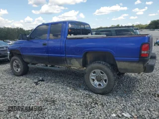 2001 Dodge Ram 2500 with VIN 3B7KF236X1G197808, listed as a Copart auction lot 72450104 with 350,953 mi miles and Salvage Title. Bid and sale history available at carsss.com. Image 2.