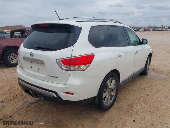 2013 Nissan Pathfinder SL with VIN 5N1AR2MN5DC668453, listed as a IAAI auction lot 41616759 with 188,915 mi miles. Bid and sale history available at carsss.com. Image 4.