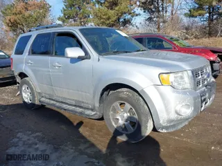 2011 Ford Escape Limited with VIN 1FMCU0EG0BKB94569, listed as a IAAI auction lot 41466649 with 86,748 mi miles. Bid and sale history available at carsss.com. Image 1.