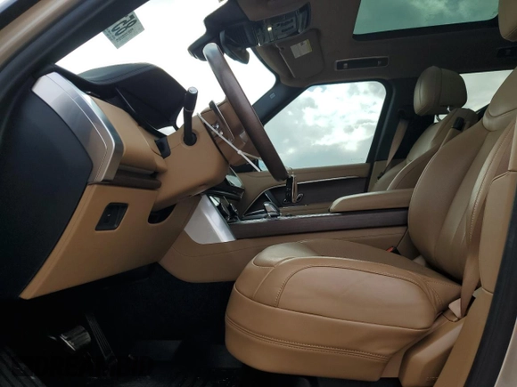 2023 Land Rover Range Rover SE z VIN SALKPBFU4PA086288, wystawiony jako Copart lot #85138344 z przebiegiem 12 345 mil mil oraz Szkoda całkowita • Salvage title. Historia ofert i sprzedaży dostępna na DreamBid. Obrazek 7.