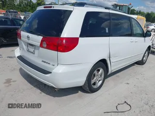 2006 Toyota Sienna CE with VIN 5TDZA23C86S555354, listed as a IAAI auction lot 42066813 with 209,401 mi miles. Bid and sale history available at carsss.com. Image 4.