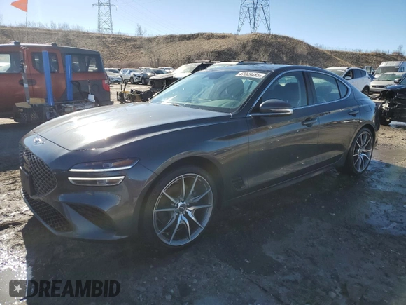 2022 Genesis G70 2.0T z VIN KMTG34TA5NU085937, wystawiony jako Copart lot #47049485 z przebiegiem 25 470 mil mil oraz Szkoda całkowita • Salvage title. Historia ofert i sprzedaży dostępna na DreamBid. Obrazek 1.
