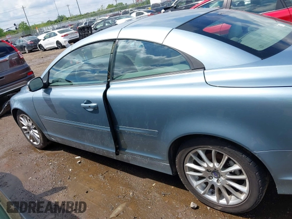 2008 Volvo C70 z VIN YV1MC67208J057706, wystawiony jako IAAI lot #42190498 z przebiegiem 158 652 mil mil oraz . Historia ofert i sprzedaży dostępna na DreamBid. Obrazek 14.