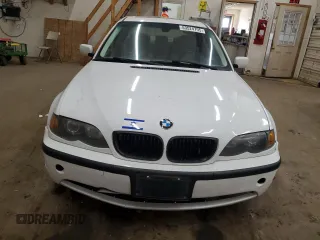 2005 BMW 3 Series 325i with VIN WBAET37475NJ86179, listed as a Copart auction lot 53524705 with 171,520 mi miles and Clean Title. Bid and sale history available at carsss.com. Image 5.