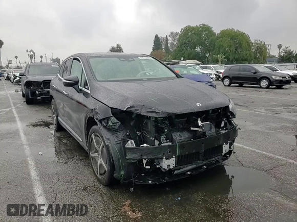 2023 Mercedes-Benz EQE 500 z VIN 4JGGM2CB7PA020242, wystawiony jako Copart lot #48016225 z przebiegiem 19 360 mil mil oraz Szkoda całkowita • Salvage title. Historia ofert i sprzedaży dostępna na DreamBid. Obrazek 12.
