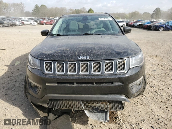 2019 Jeep Compass Latitude z VIN 3C4NJCBB5KT652654, wystawiony jako Copart lot #49722665 z przebiegiem 97 163 mil mil oraz Szkoda całkowita • Salvage title. Historia ofert i sprzedaży dostępna na DreamBid. Obrazek 5.